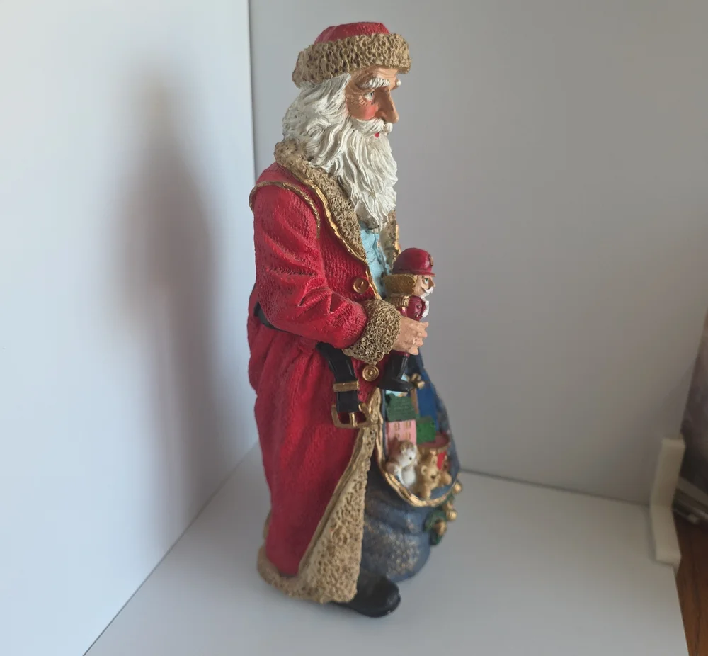 Vintage 1990 Jaimy Sculpted Resin Santa Figurine with Nutcracker & Toy Bag 12